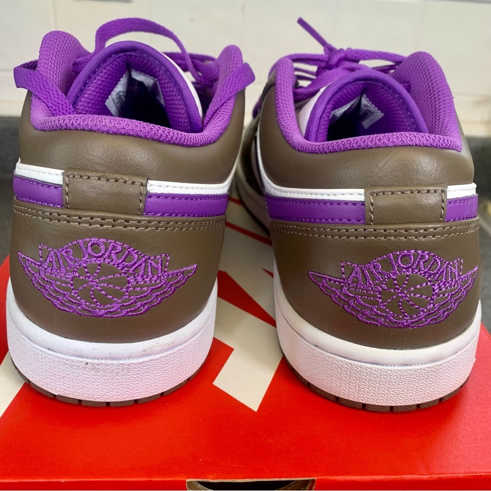 Nike Air Jordan 1 Low Palomino Purple Mocha 553558-215 Men’s 10.5 New - Picture 3 of 12